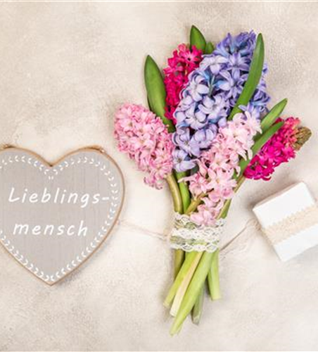 KLEINE GESCHENKE